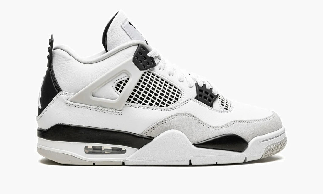 Air Jordan 4 Retro