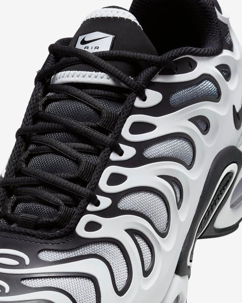 Nike Air Max Plus Drift – Summit White / Metallic Silver / Black