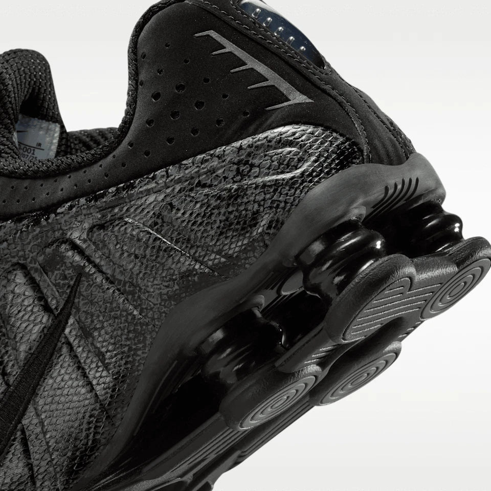 Nike Shox R4 - Floral Black