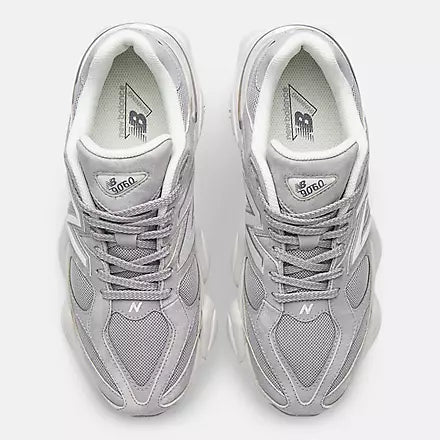 New Balance 9060 Truffle / Sea Salt
